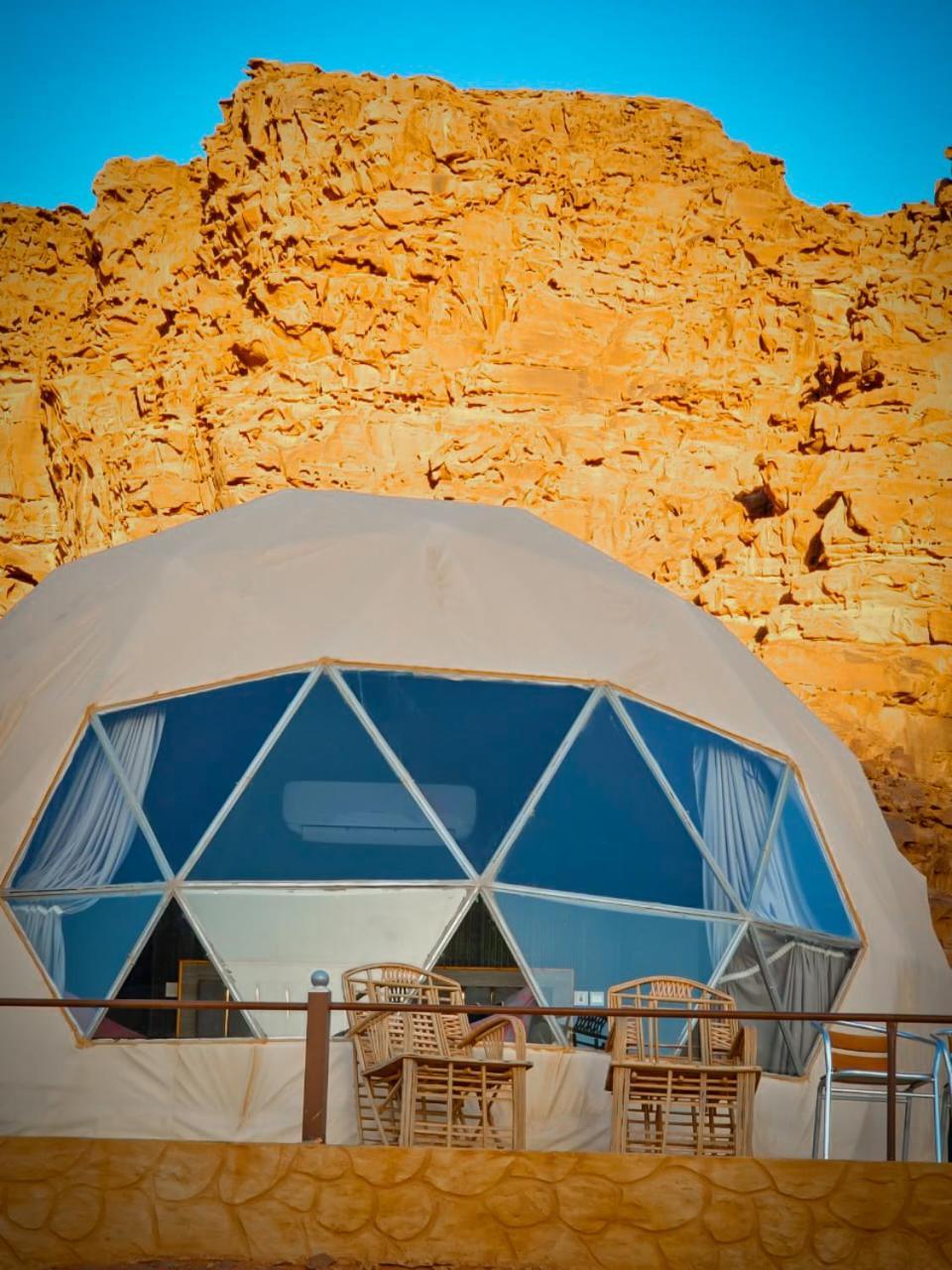 Rum Royal Flower Luxury Camp Wadi Rum Exterior foto